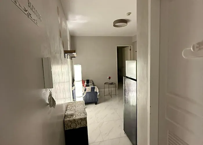 1br With Balcony Near Moa,parqal,solaire Apartahotel